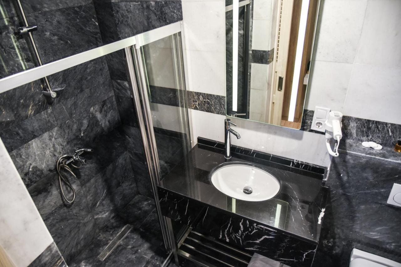Luxir Hotel Provincia di Provincia di Istanbul Esterno foto