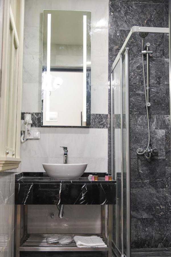 Luxir Hotel Provincia di Provincia di Istanbul Esterno foto
